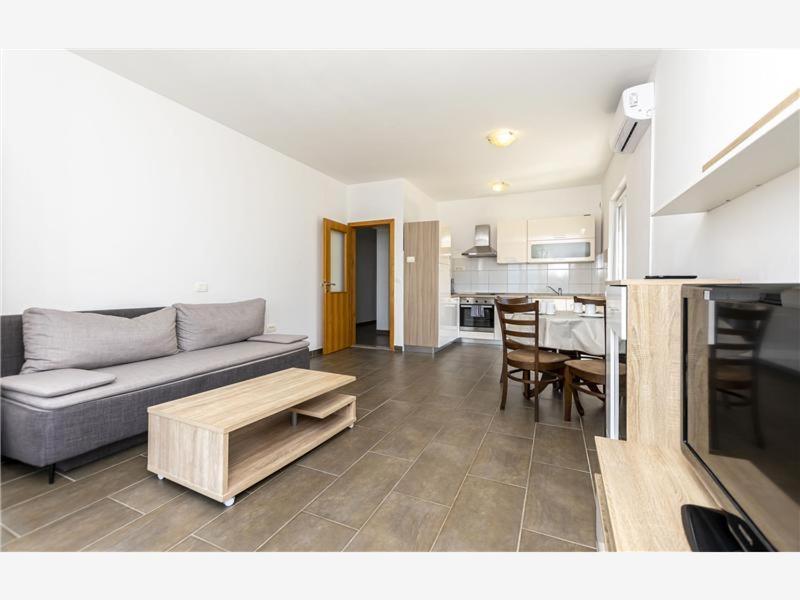 Apartmani Livajic Duce Exterior photo