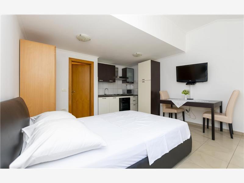 Apartmani Livajic Duce Exterior photo